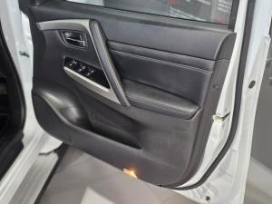 Mitsubishi Pajero Sport 2.4DI-D - Image 10