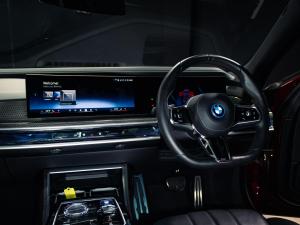 BMW i7 xDrive60 M Sport - Image 9