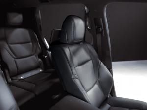 Toyota Land Cruiser 300 3.3D ZX - Image 12