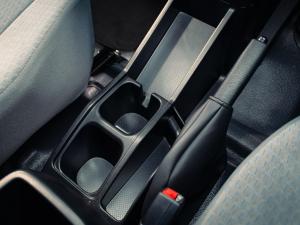 Toyota Land Cruiser 79 2.8GD-6 single cab auto - Image 16