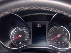 Mercedes-Benz V-Class V300d Exclusive - Image 11