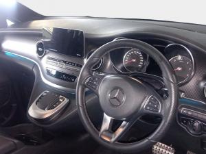 Mercedes-Benz V-Class V300d Exclusive - Image 12
