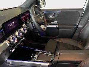 Mercedes-Benz GLB GLB220d 4Matic Progressive - Image 17