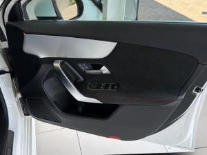 Mercedes-Benz A-Class A200 hatch Progressive - Image 20