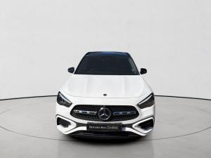 Mercedes-Benz GLA GLA200d Progressive - Image 2