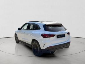 Mercedes-Benz GLA GLA200d Progressive - Image 5