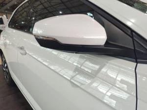 Volkswagen Polo hatch 1.0TSI Life manual - Image 17