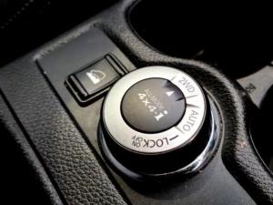 Nissan X-Trail 2.5 4x4 Acenta Tech - Image 10