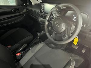 Hyundai i20 1.4 Motion auto - Image 9