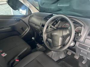 Isuzu D-Max Gen 6 250c single cab Fleetside - Image 10