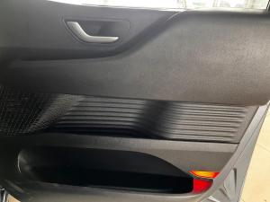 Hyundai Staria 2.2D Executive 11-seater - Image 6