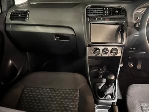Volkswagen Polo Vivo hatch 1.4 - Image 6