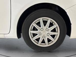 Toyota Corolla Quest 1.6 - Image 12