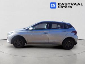 Hyundai i20 1.2 Premium - Image 4