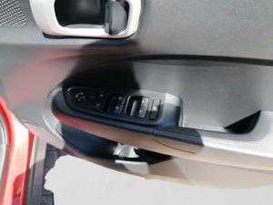 Hyundai Venue 1.2 Premium - Image 10