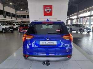 Mahindra XUV700 2.0T AX5 - Image 6