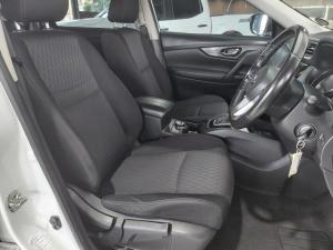 Nissan X-Trail 2.5 4x4 Acenta Tech - Image 11