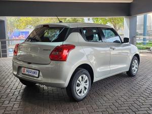 Suzuki Swift 1.2 GL manual - Image 11