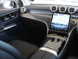 Mercedes-Benz GLC GLC220d 4Matic Avantgarde - Image 11