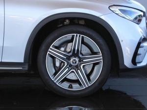 Mercedes-Benz GLC GLC220d 4Matic Avantgarde - Image 23