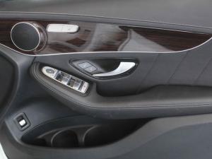 Mercedes-Benz GLC GLC300d coupe 4Matic - Image 14