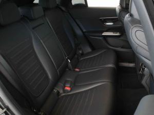Mercedes-Benz GLC GLC300d 4Matic Avantgarde - Image 15