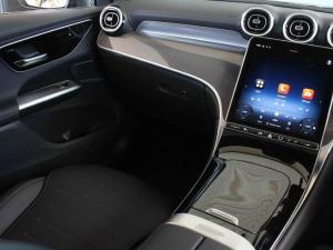 Mercedes-Benz GLC GLC300d 4Matic Avantgarde - Image 18
