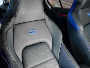 Volkswagen Golf R - Image 27