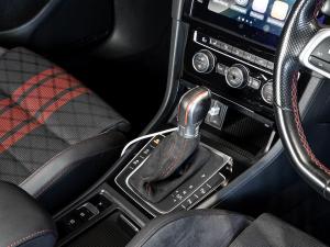 Volkswagen Golf GTI TCR - Image 15
