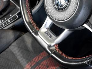 Volkswagen Golf GTI TCR - Image 17
