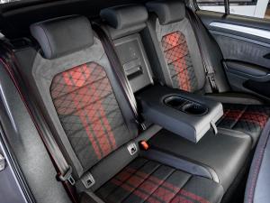 Volkswagen Golf GTI TCR - Image 20