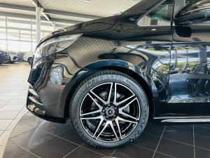 Mercedes-Benz V-Class V300d Exclusive - Image 17