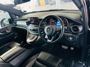 Mercedes-Benz V-Class V300d Exclusive - Image 4