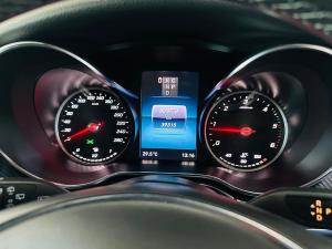 Mercedes-Benz V-Class V300d Exclusive - Image 8