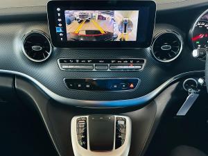 Mercedes-Benz V-Class V300d Exclusive - Image 9