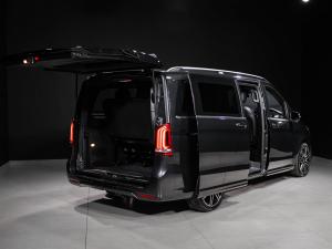 Mercedes-Benz V-Class V250d AMG Line - Image 25