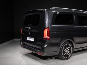 Mercedes-Benz V-Class V250d AMG Line - Image 27