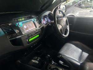 Toyota Fortuner 2.5D-4D auto - Image 5