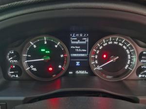Toyota Land Cruiser 200 4.5D-4D V8 VX - Image 21
