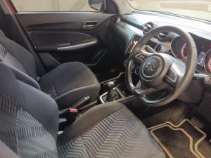 Suzuki Swift 1.2 GLX auto - Image 20