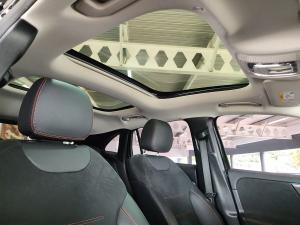 Mercedes-Benz GLA GLA200d Progressive - Image 17