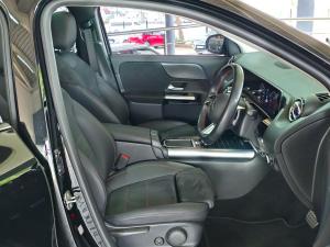 Mercedes-Benz GLA GLA200d Progressive - Image 18