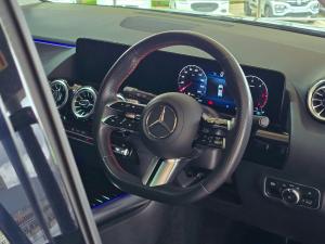 Mercedes-Benz GLA GLA200d Progressive - Image 20