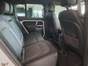 Land Rover Defender 110 D300 X-Dynamic HSE - Image 18