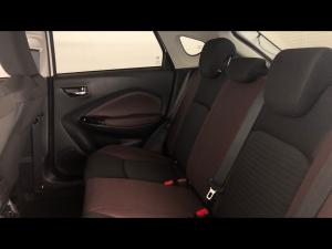 Toyota Starlet Cross 1.5 XR manual - Image 11