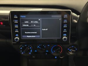 Toyota Hilux 2.4GD-6 double cab 4x4 Raider manual - Image 13