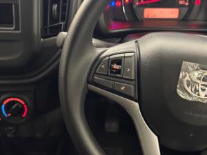 Toyota Vitz 1.0 - Image 9