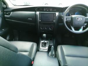 Toyota Fortuner 2.4GD-6 auto - Image 6