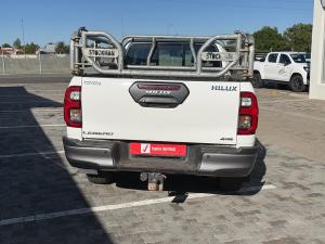 Toyota Hilux 2.8GD-6 Xtra cab 4x4 Legend manual - Image 5