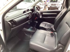 Toyota Hilux 2.4GD single cab S (aircon) - Image 7